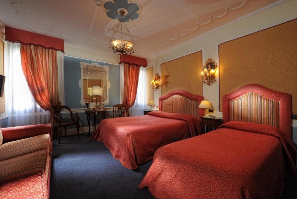 Hotel Arlecchino image 18